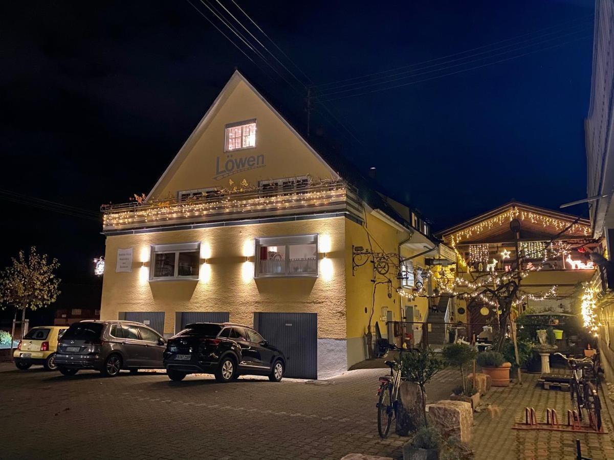 Landgasthaus Loewen Mit Gaestehaus Holzhausen  Exterior foto